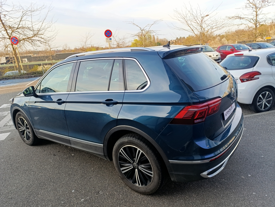 Volkswagen Tiguan — 8