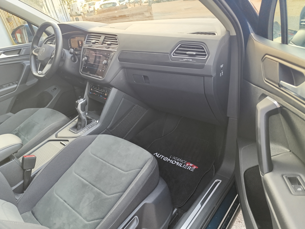 Volkswagen Tiguan — 14