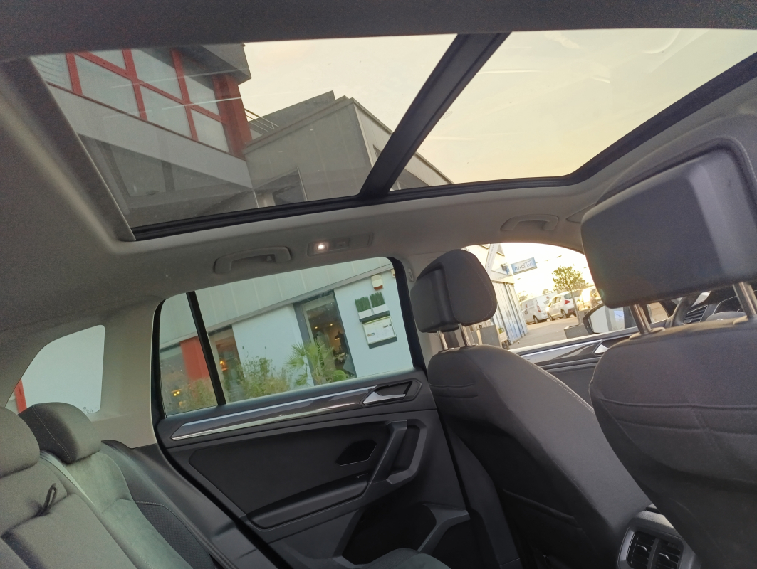 Volkswagen Tiguan — 17