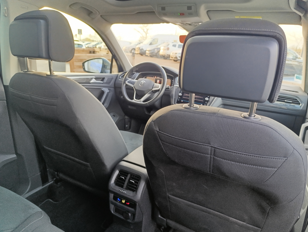 Volkswagen Tiguan — 18