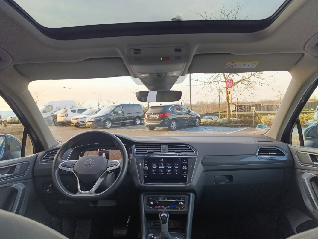 Volkswagen Tiguan — 26
