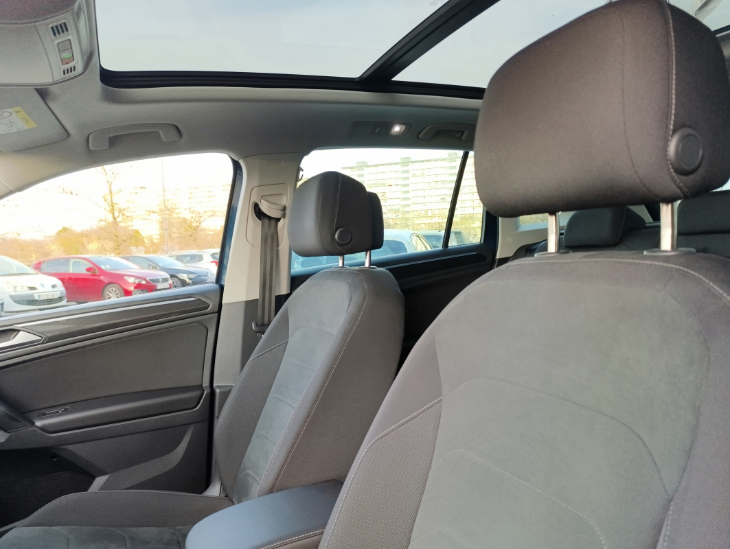 Volkswagen Tiguan — 25