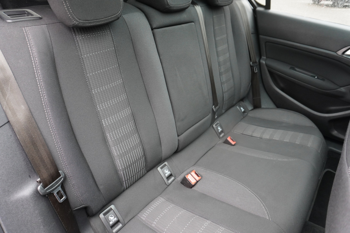 Peugeot 308 — 12