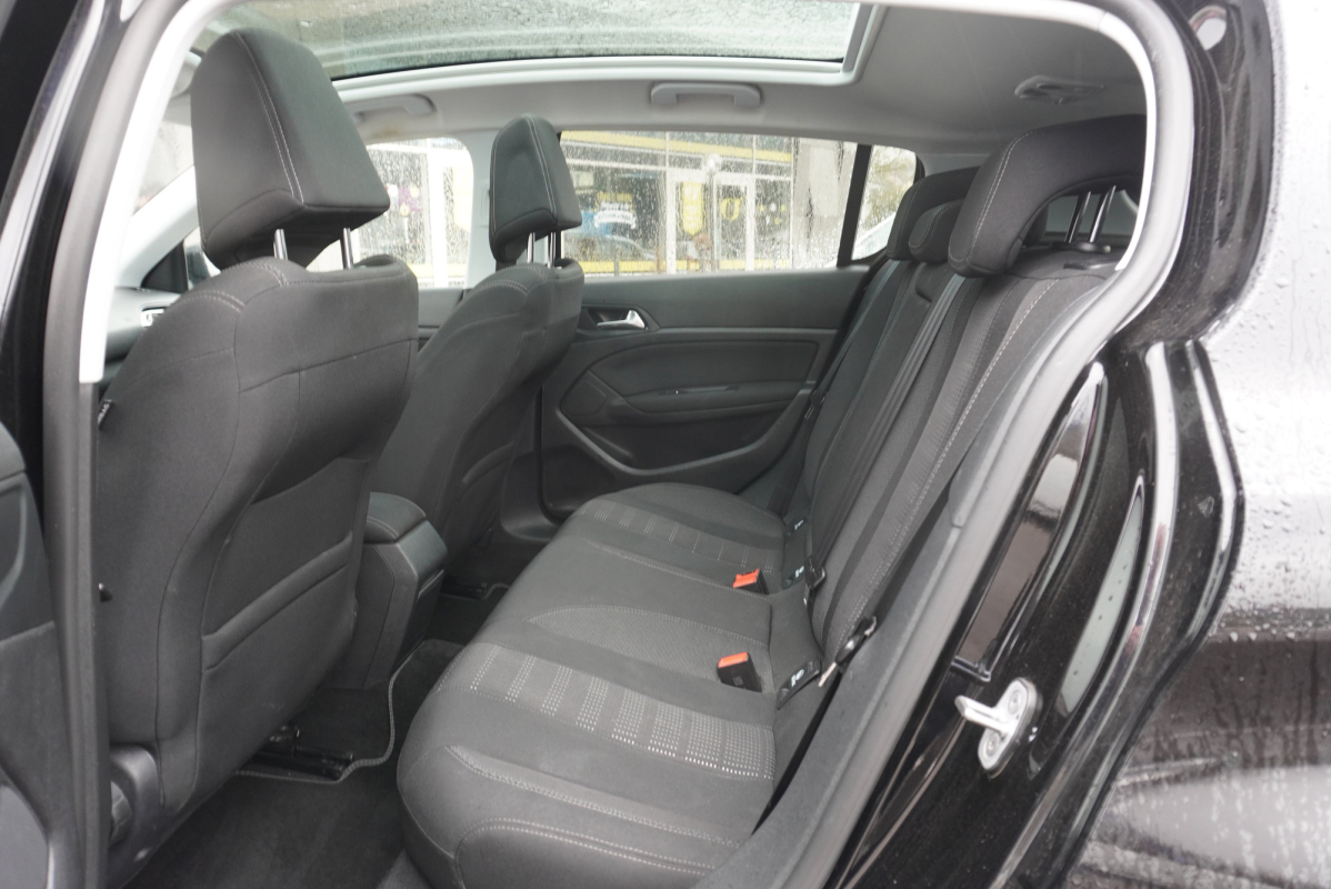 Peugeot 308 — 28
