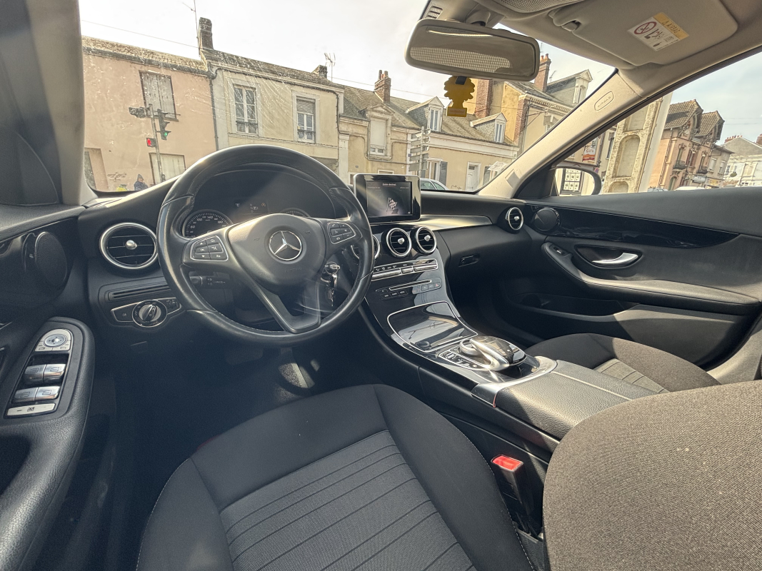 Mercedes Classe C — 12