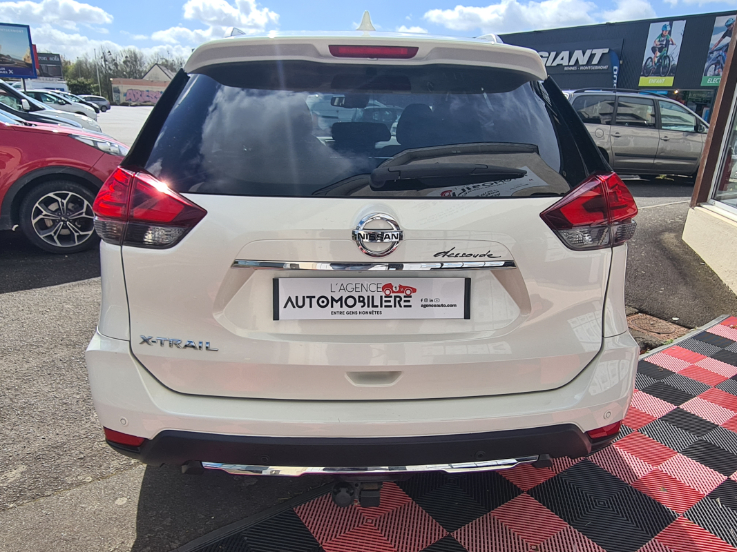 Nissan X-Trail — 4