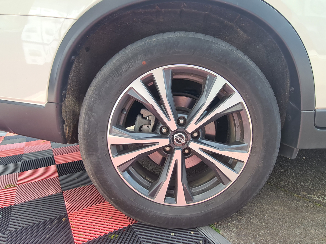 Nissan X-Trail — 38
