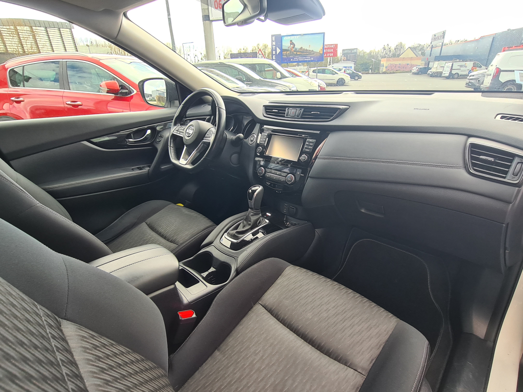 Nissan X-Trail — 13