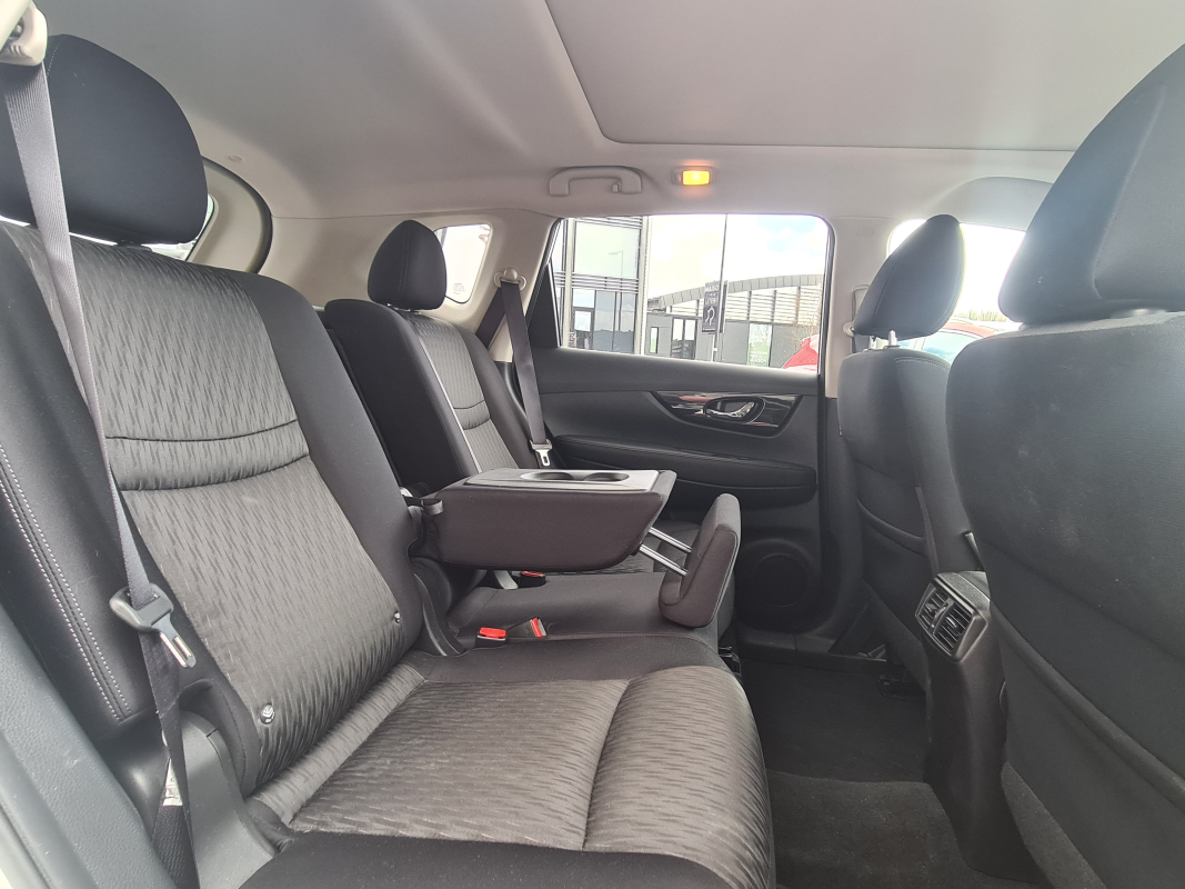 Nissan X-Trail — 12