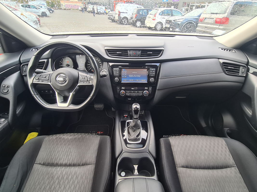 Nissan X-Trail — 14