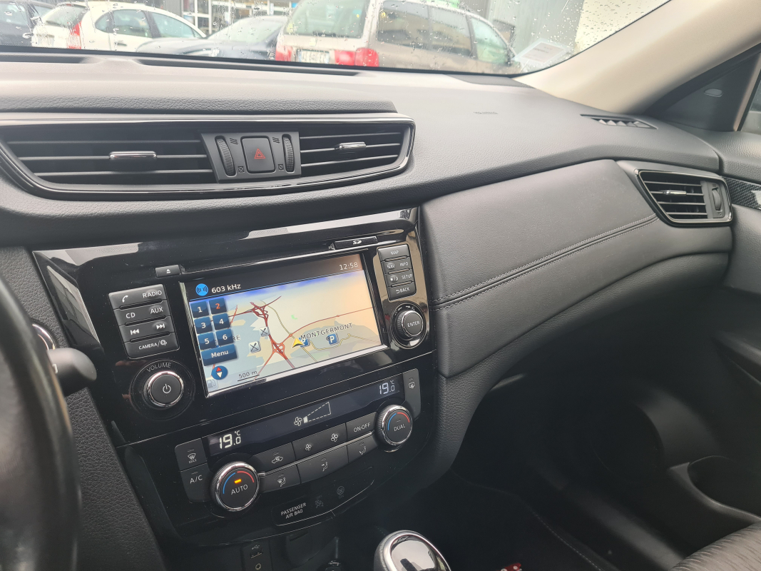 Nissan X-Trail — 17