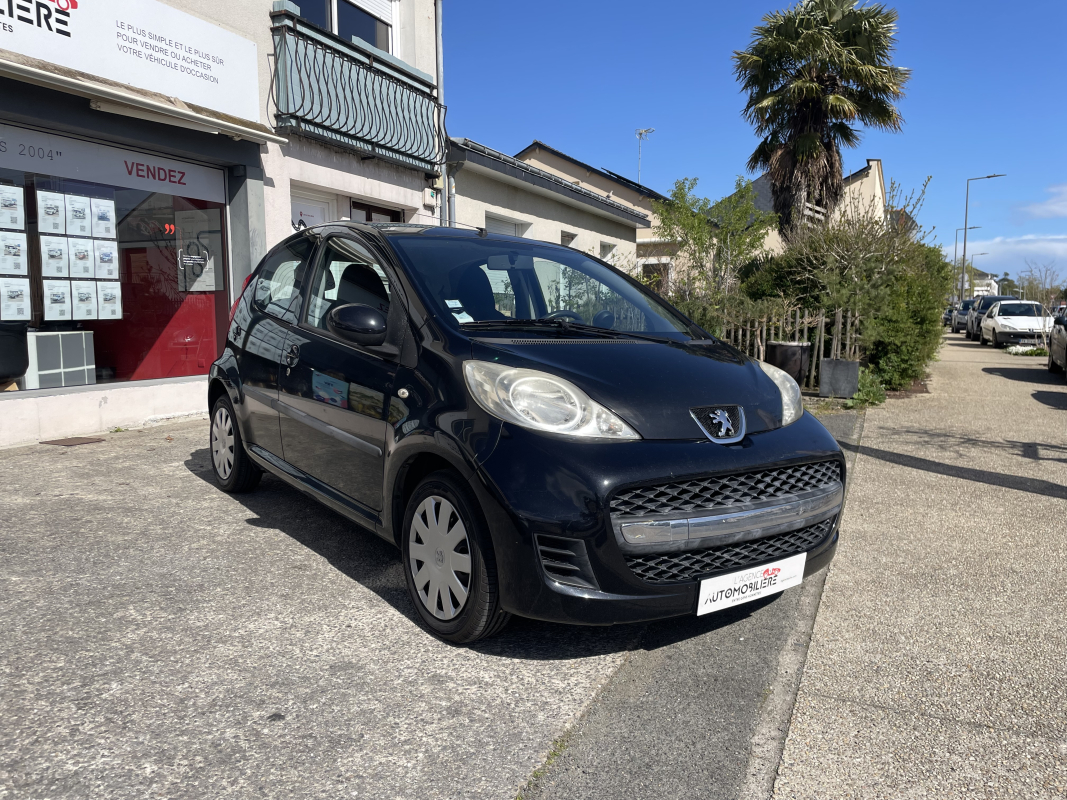 Peugeot 107 — 3