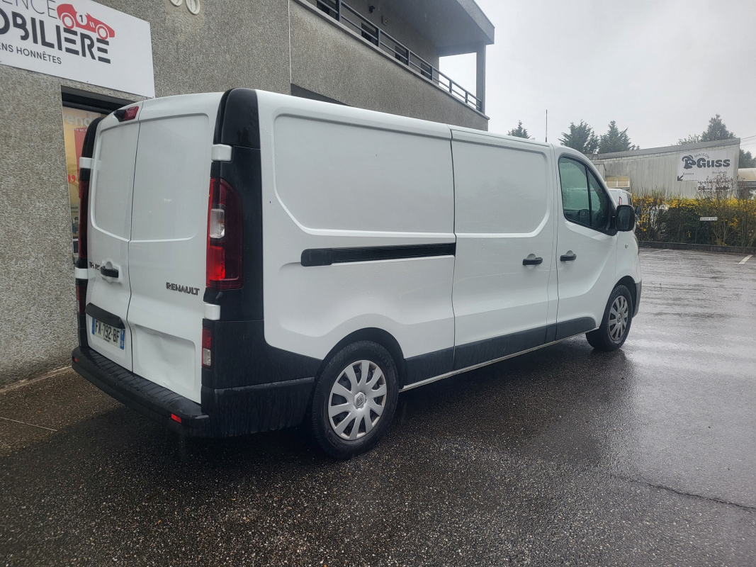 Renault Trafic — 3