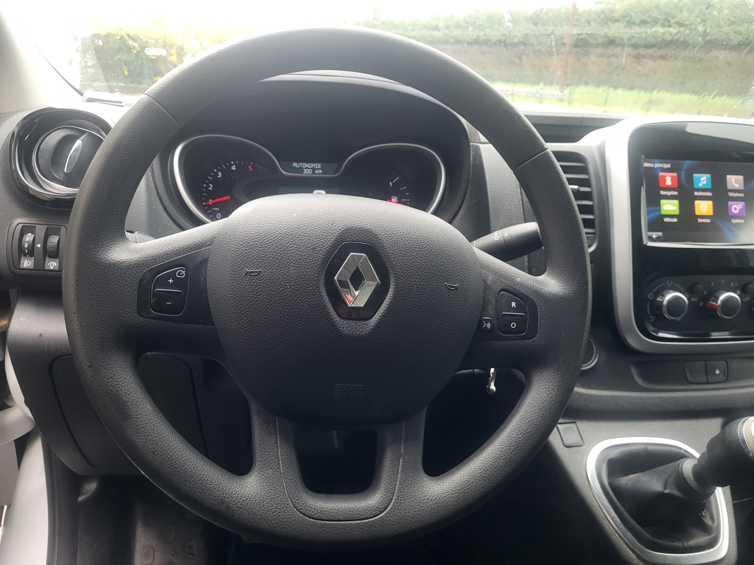 Renault Trafic — 15