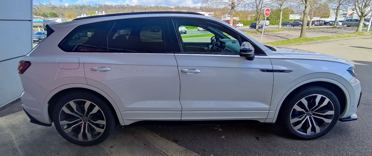 Volkswagen Volkswagen Touareg 2 — 5