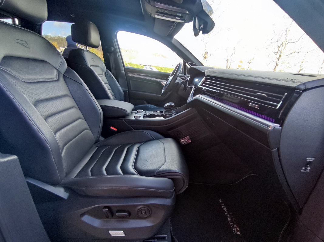 Volkswagen Volkswagen Touareg 2 — 12