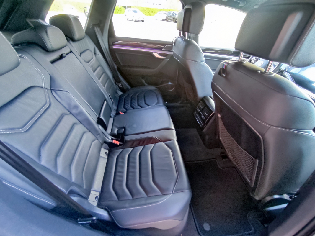 Volkswagen Volkswagen Touareg 2 — 14
