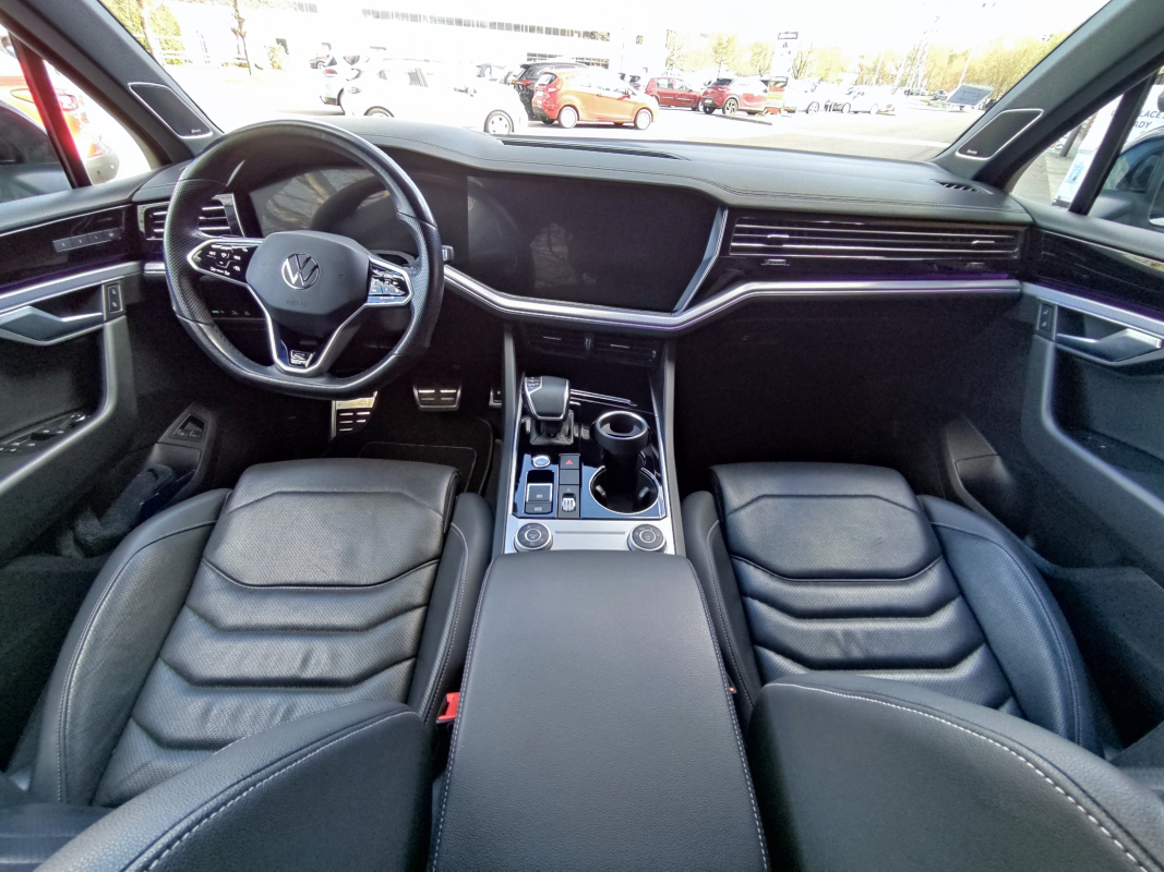 Volkswagen Volkswagen Touareg 2 — 16