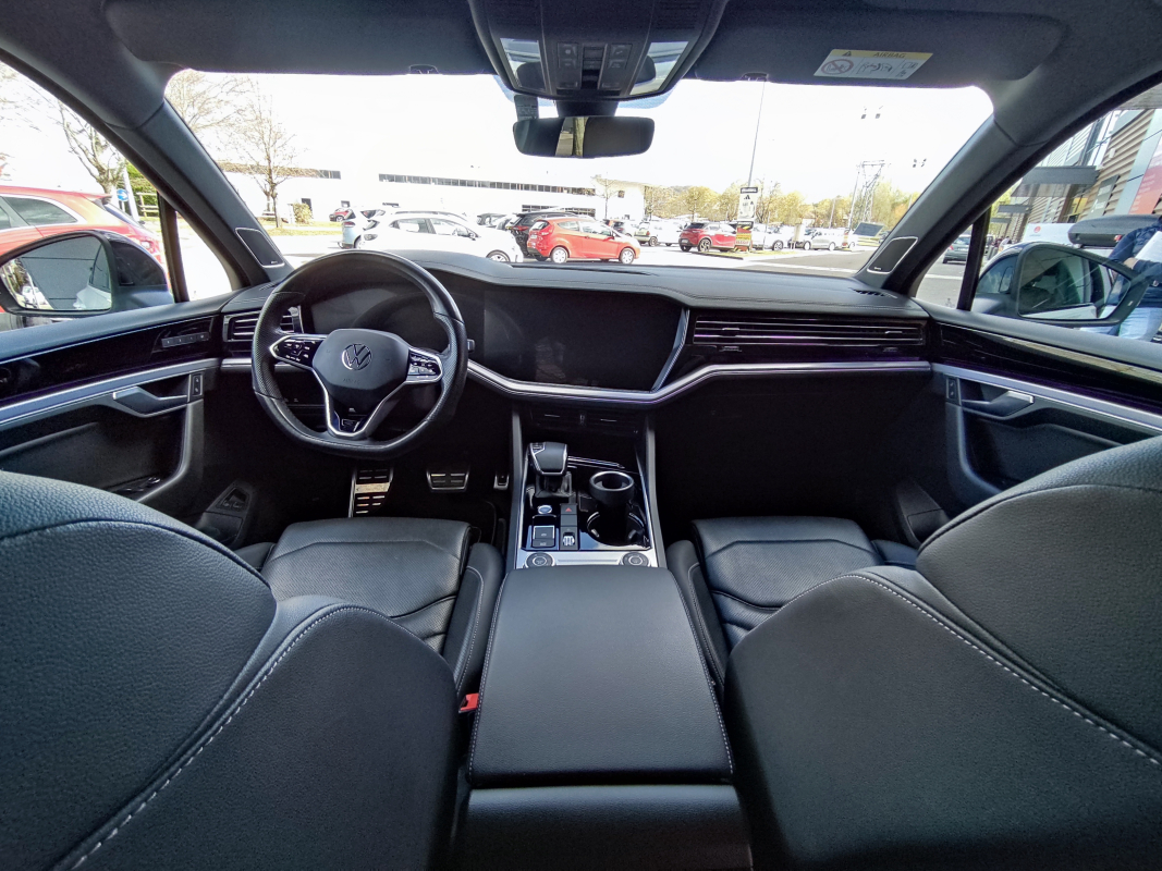 Volkswagen Volkswagen Touareg 2 — 17