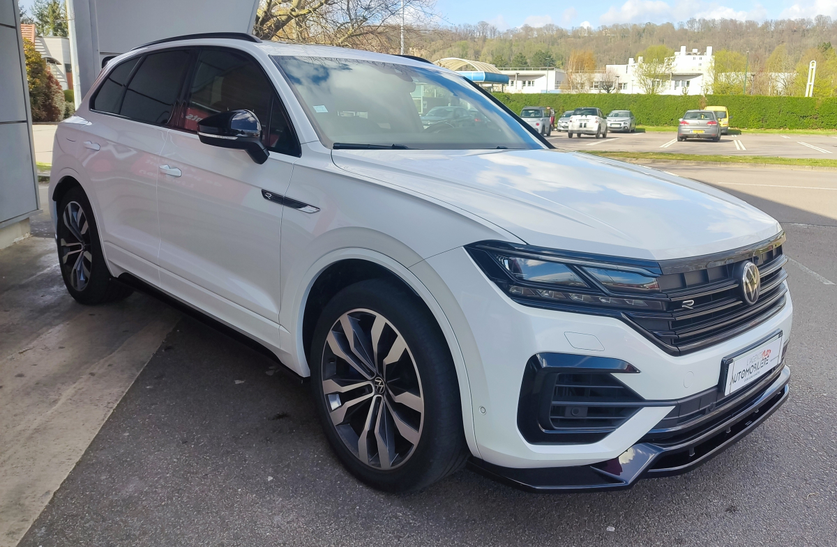 Volkswagen Volkswagen Touareg 2 — 24