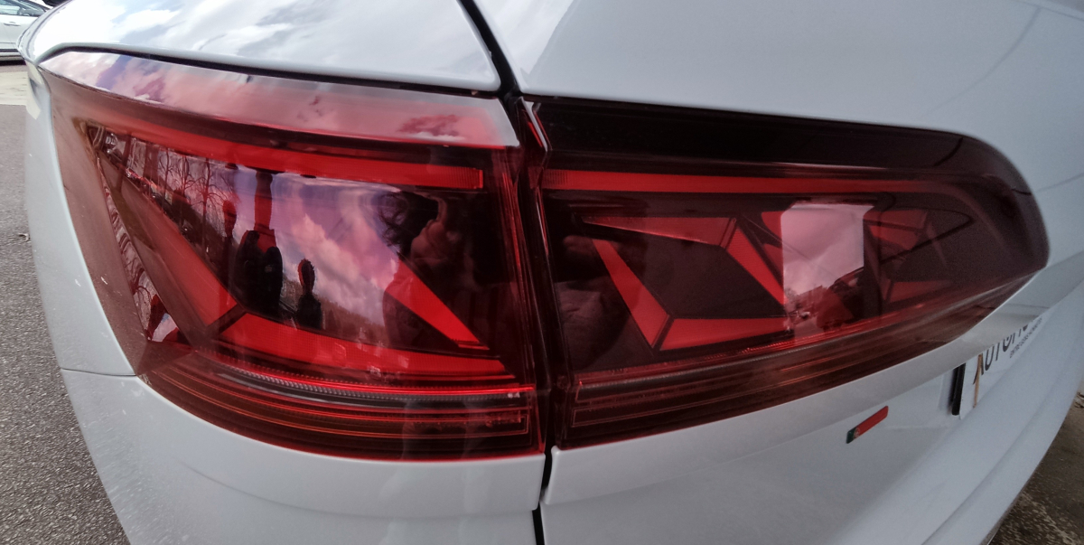 Volkswagen Volkswagen Touareg 2 — 34