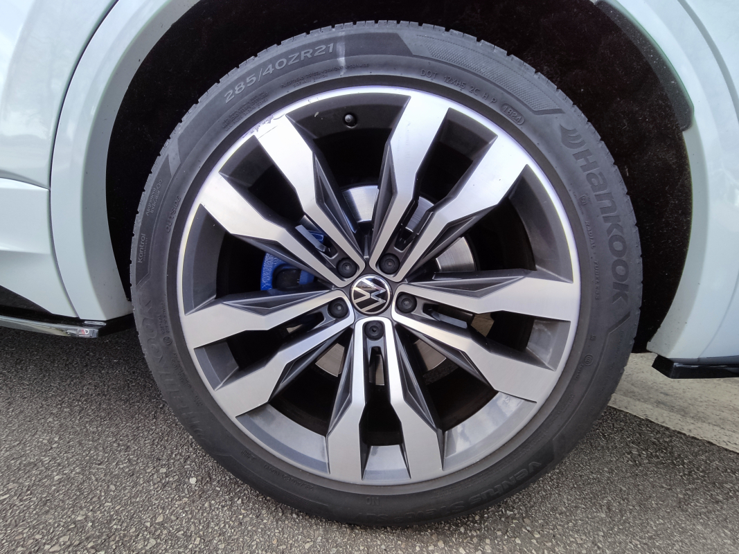 Volkswagen Volkswagen Touareg 2 — 37