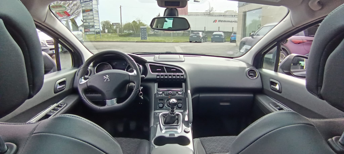Peugeot 3008 — 14