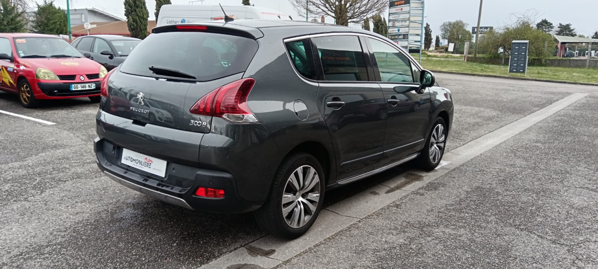 Peugeot 3008 — 6