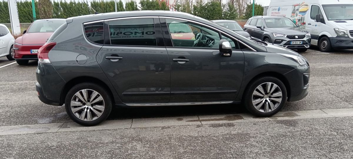 Peugeot 3008 — 9