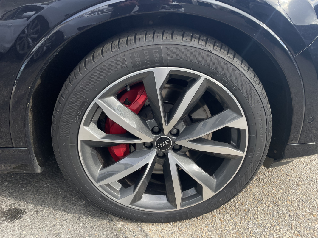 Audi Q7 — 25