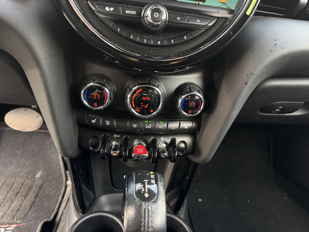 Mini Mini Cabriolet — 18