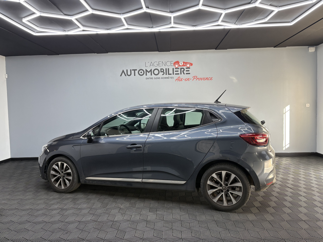 Renault Clio — 6
