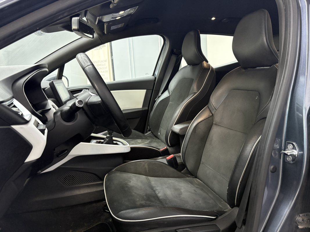 Renault Clio — 11