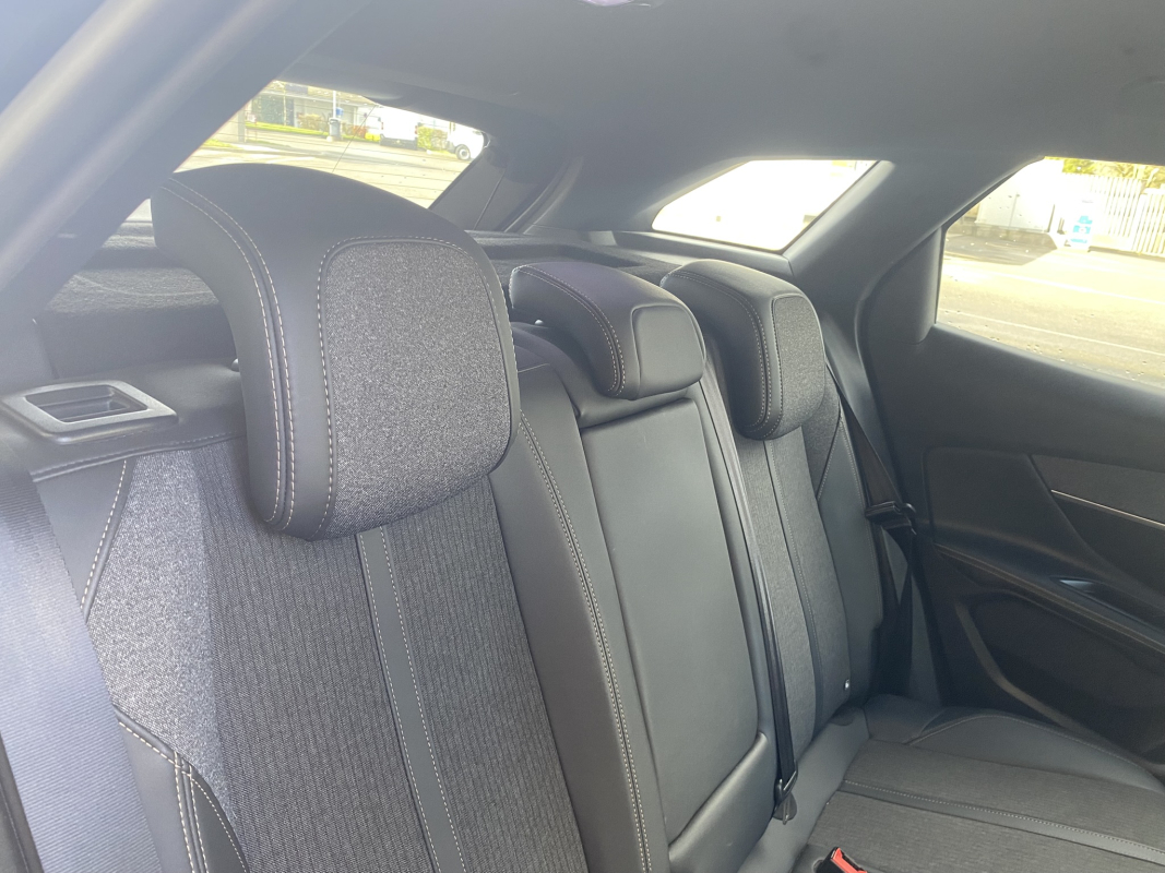 Peugeot 3008 — 16