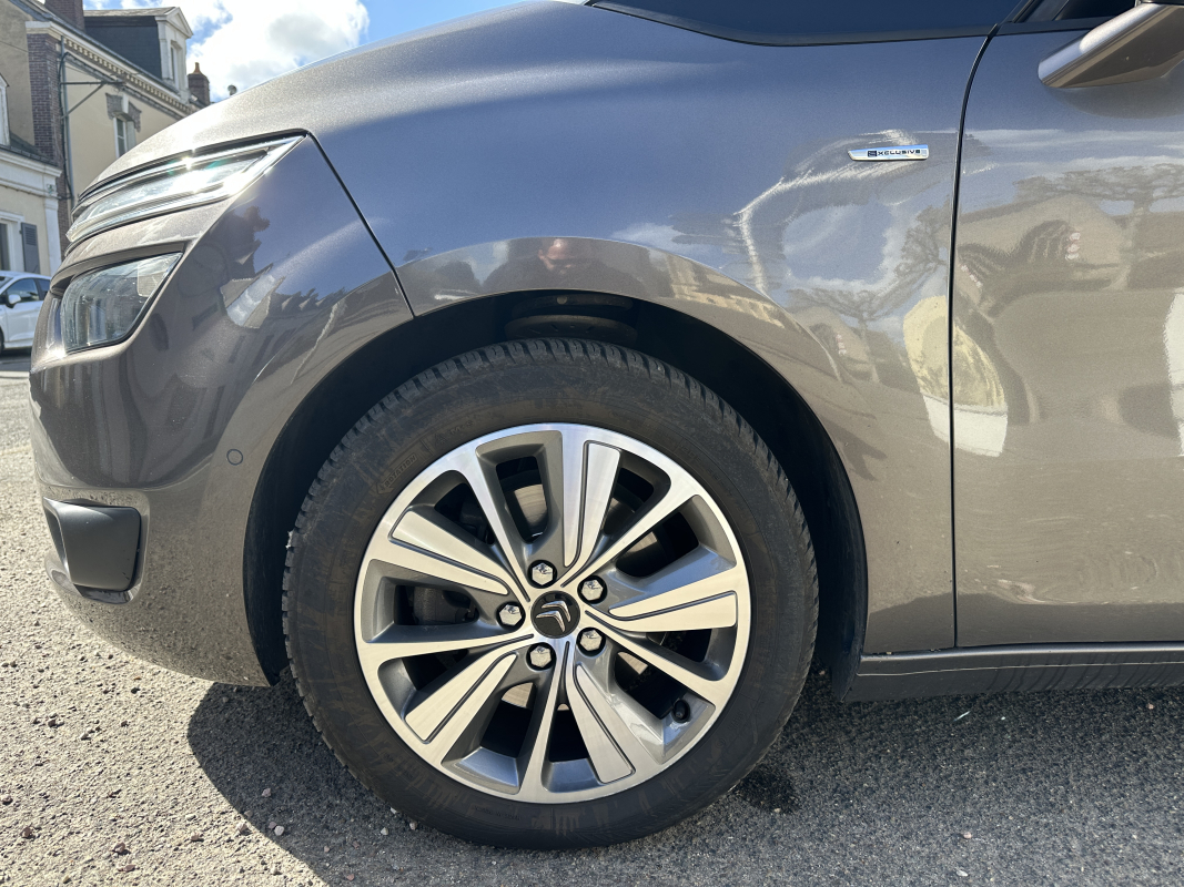 Citroen Grand C4 Picasso — 28
