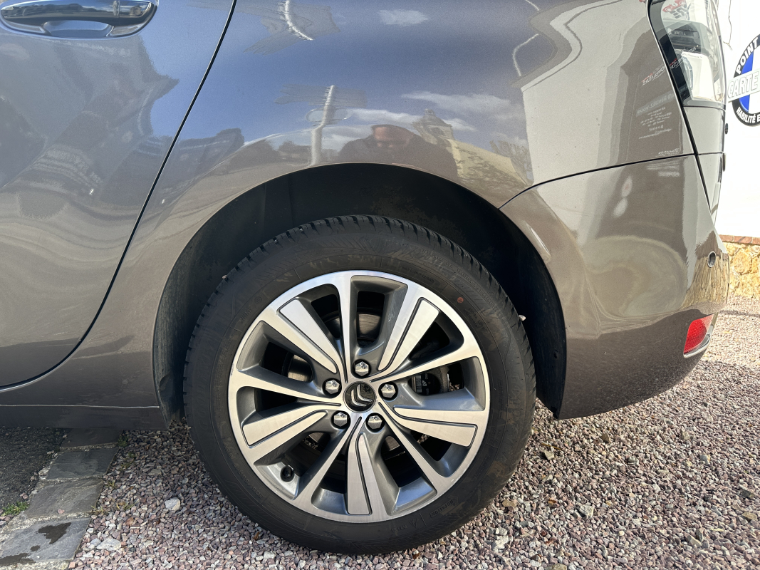 Citroen Grand C4 Picasso — 29