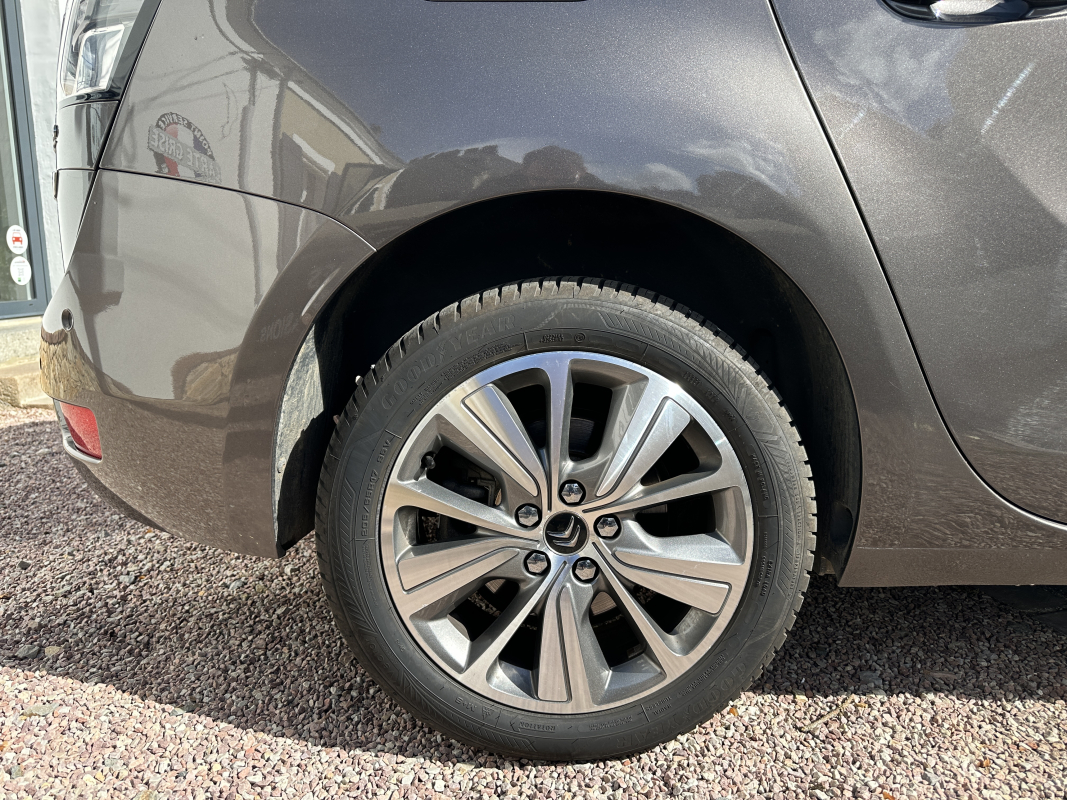 Citroen Grand C4 Picasso — 30