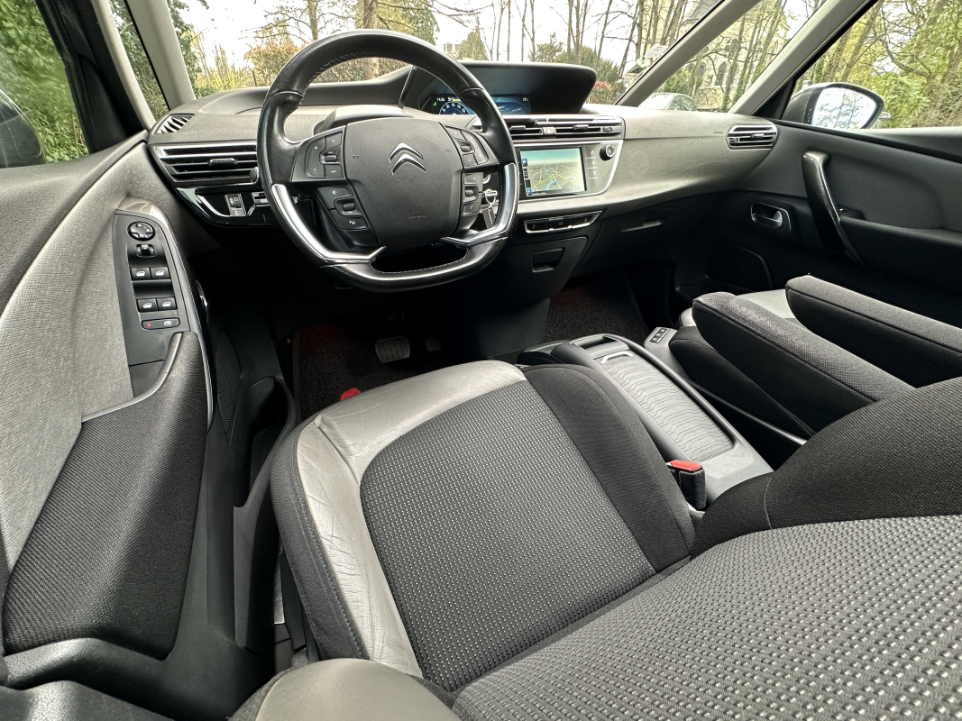 Citroen Grand C4 Picasso — 8
