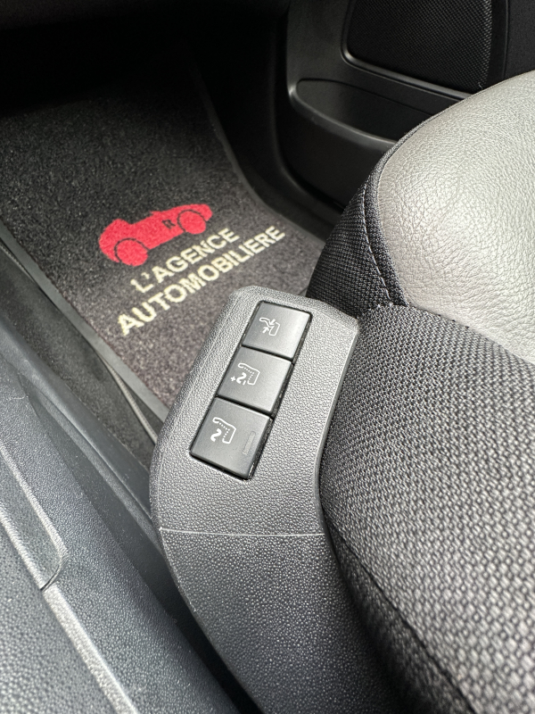 Citroen Grand C4 Picasso — 23
