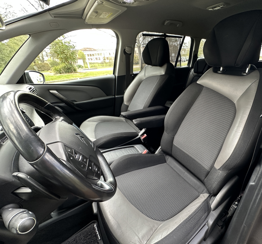 Citroen Grand C4 Picasso — 10
