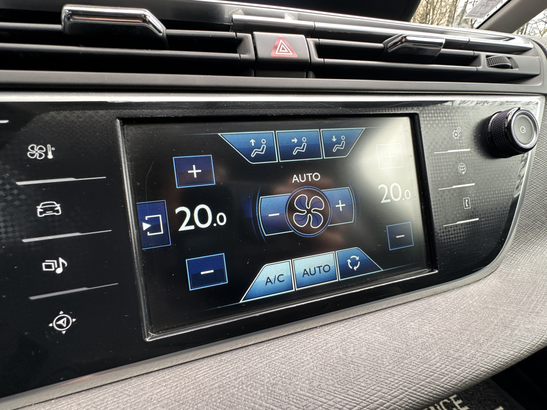 Citroen Grand C4 Picasso — 17