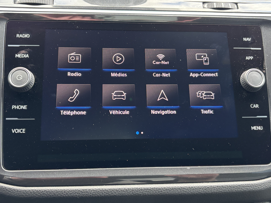 Volkswagen Tiguan — 18