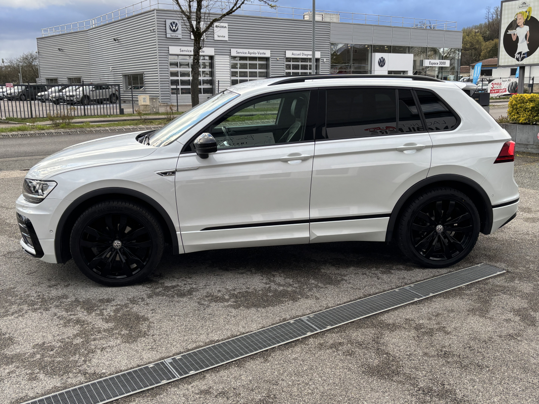 Volkswagen Tiguan — 10