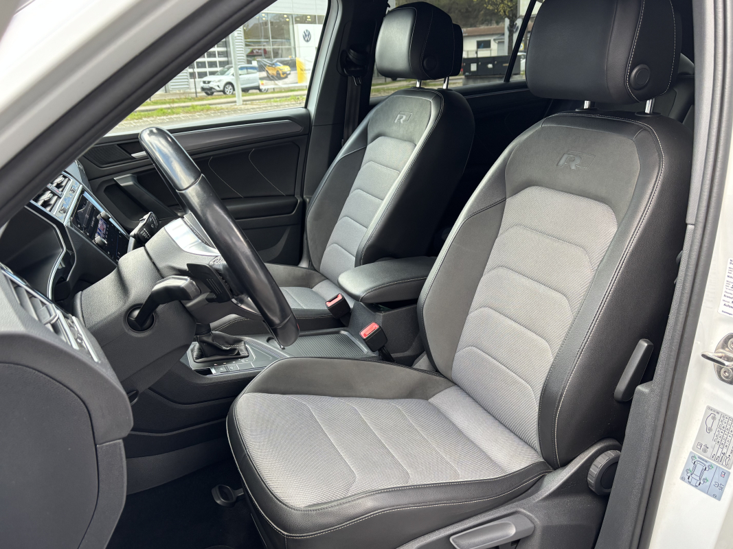 Volkswagen Tiguan — 13