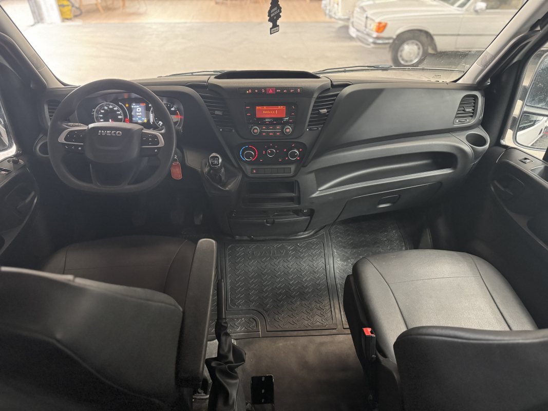 Iveco Daily — 12