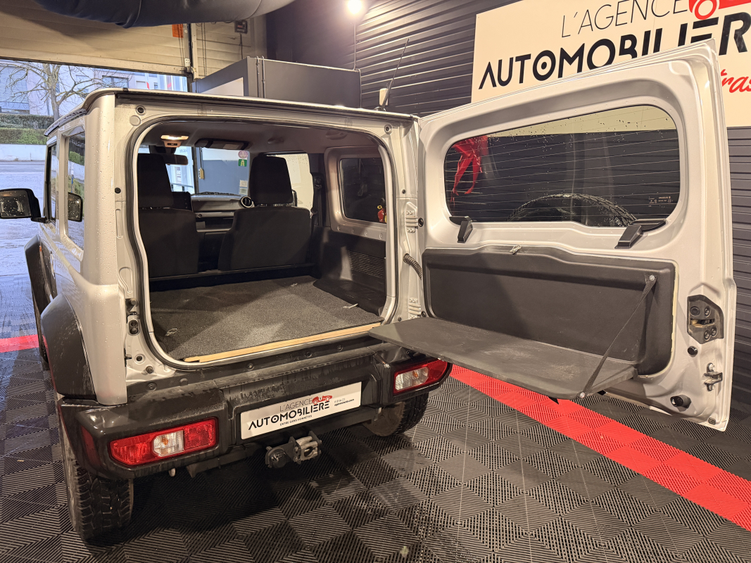 Suzuki Jimny — 17