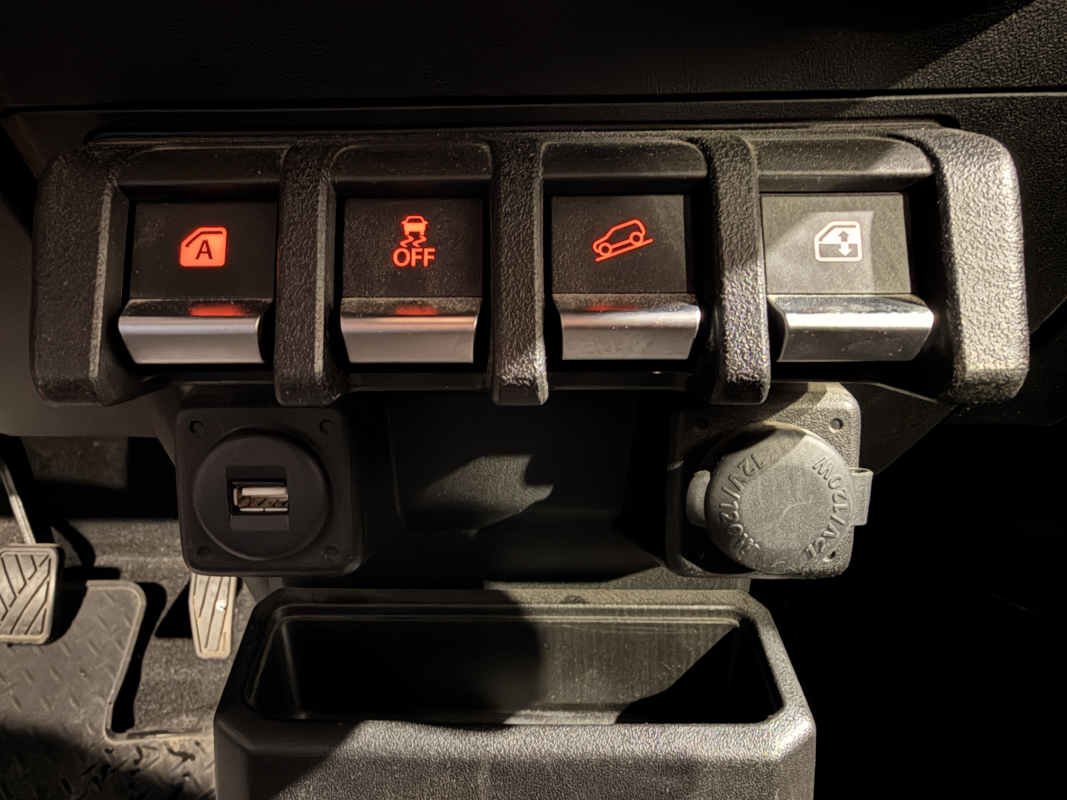 Suzuki Jimny — 10