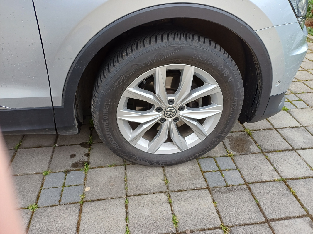 Volkswagen Tiguan — 28
