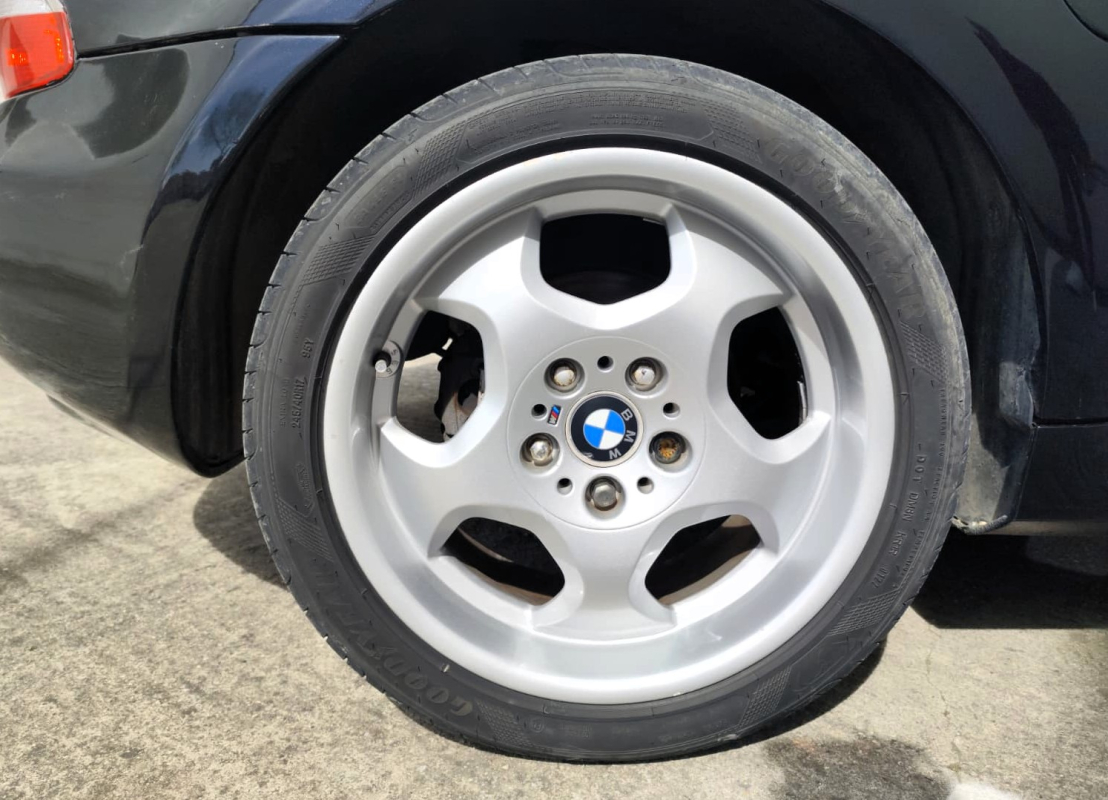 Bmw Z3 Roadster — 22