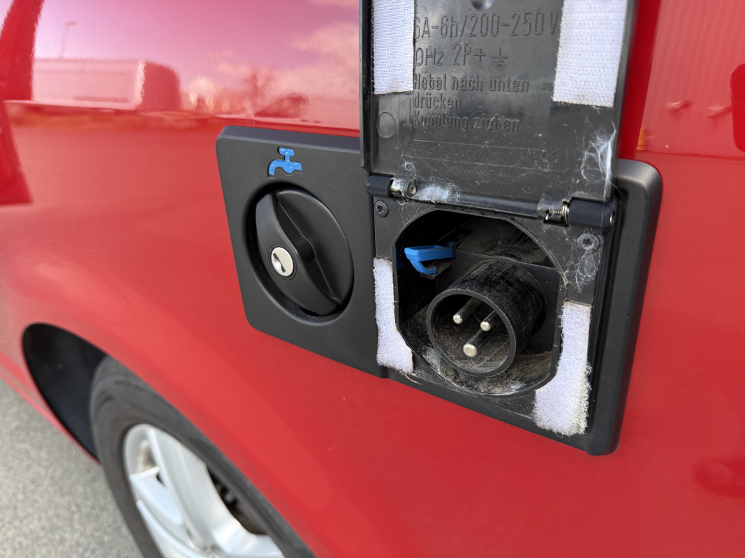 Volkswagen California — 34